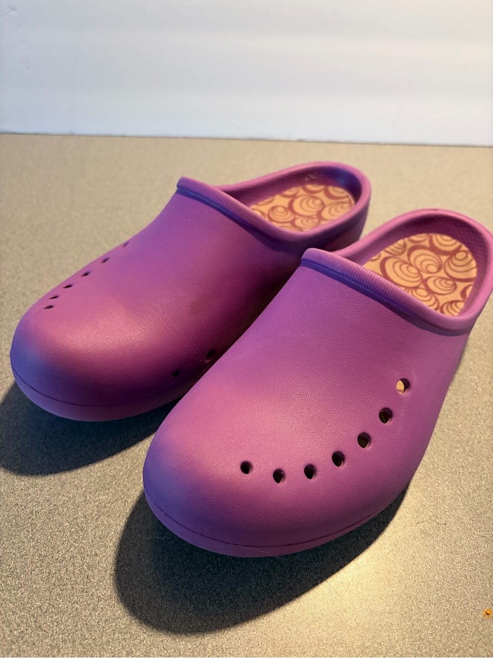 Vintage Crocs Tully Mule Clogs Womens  11 purple Strapless Slip On Nurse/garden